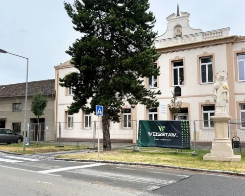 Přístavba, stavební úpravy a střešní nástavba ZŠ Slatinice